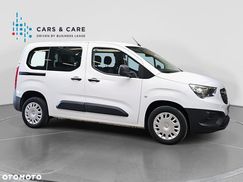 Opel Combo 1.5 DT Edition 102KM - 6