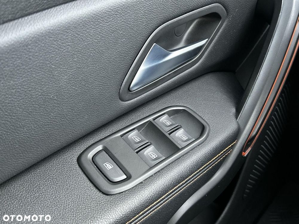 Dacia Duster 1.0 TCe Journey - 22