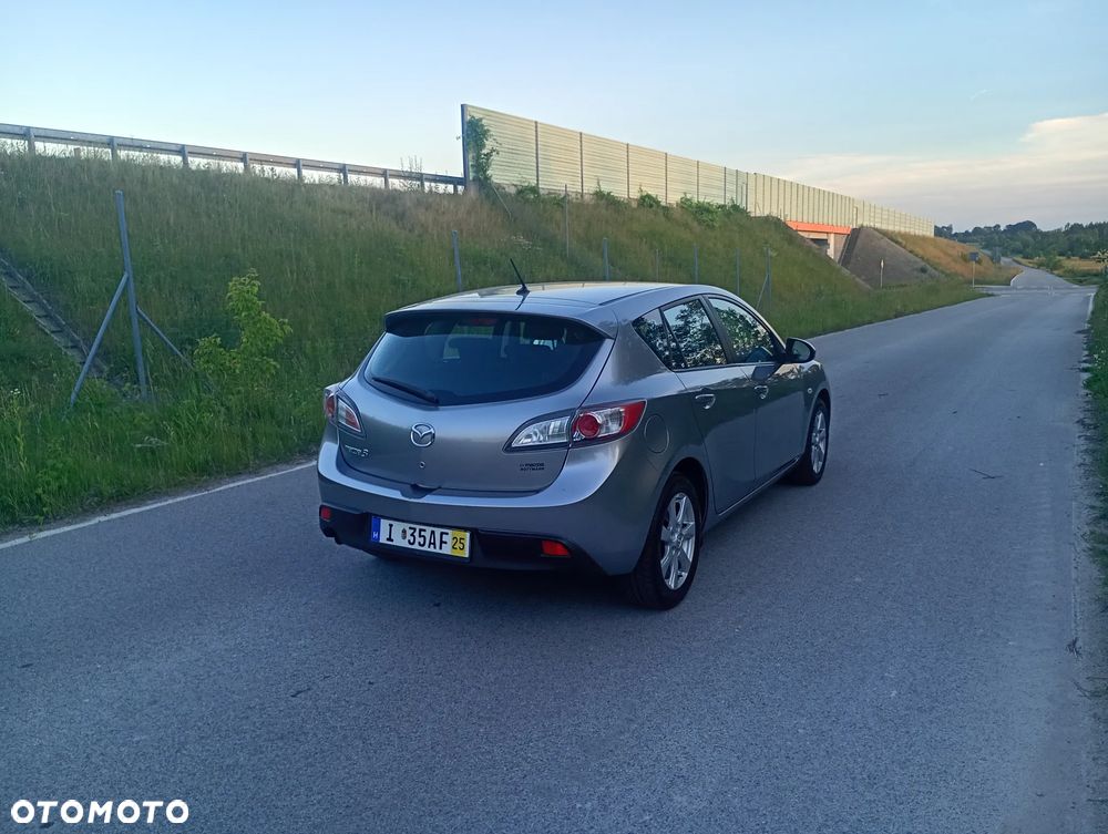 Mazda 3 1.6 Sport Active - 11