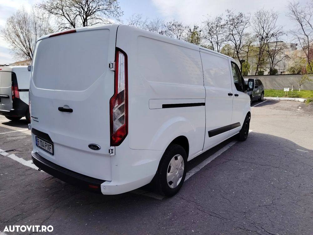 Ford Tranzit Custom - 11