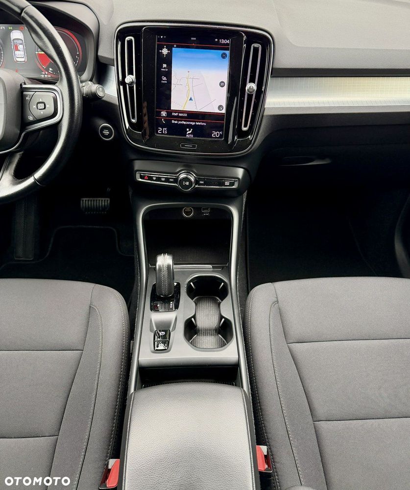 Volvo XC 40 T5 Twin Engine DKG Momentum Pro - 16