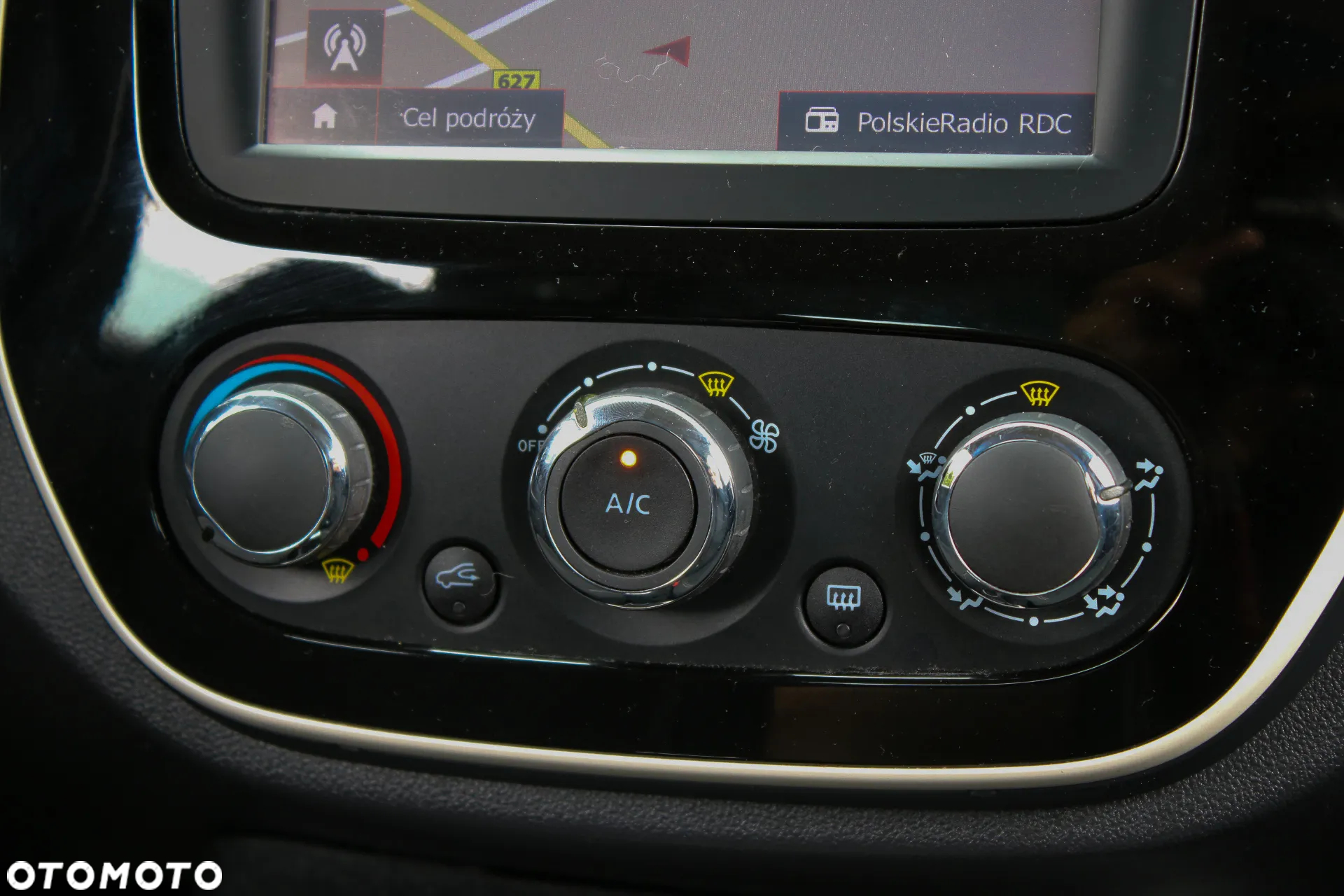 Renault Captur (ENERGY) TCe 90 INTENS - 29