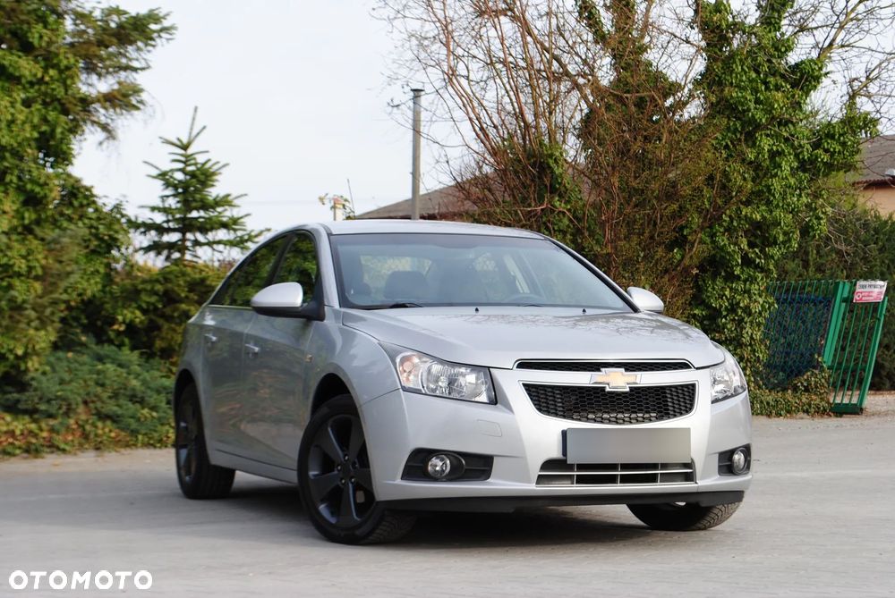 Chevrolet Cruze 1.8 LT - 2