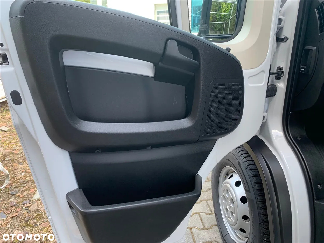 Opel Movano - 27