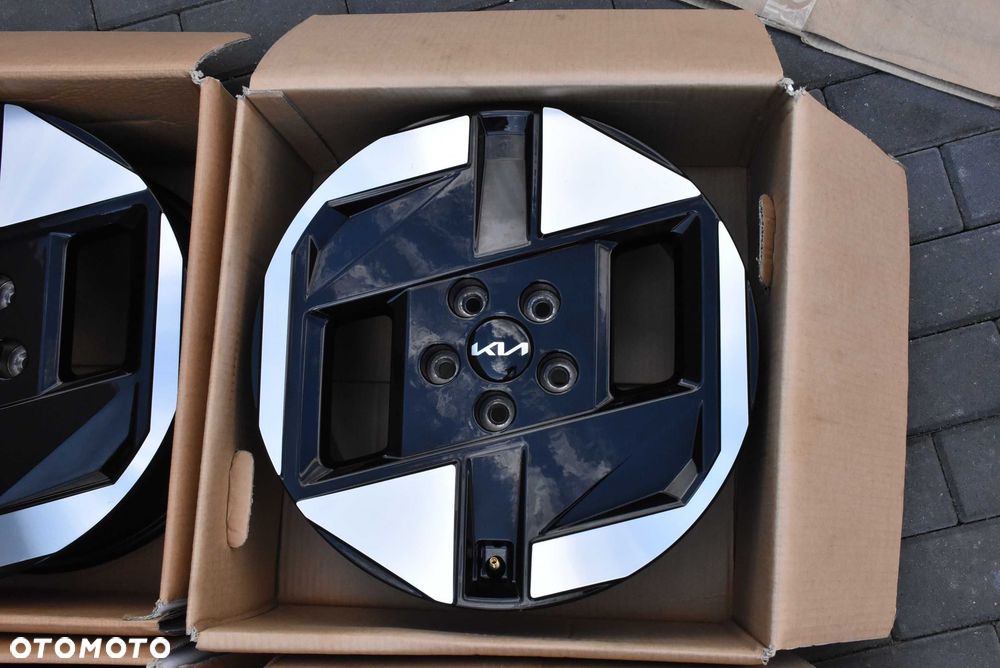 NOWE Felgi OEM Kia EV3 GT LINE 52910-EV100 18" ORYGINAL - 11