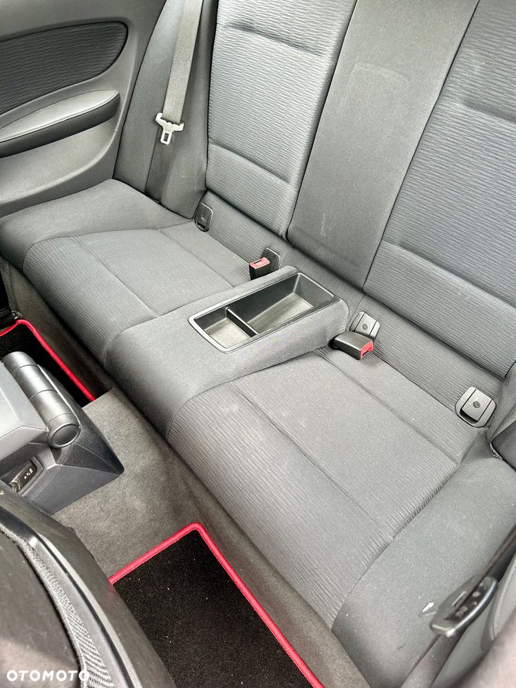 BMW Seria 1 120d DPF - 9