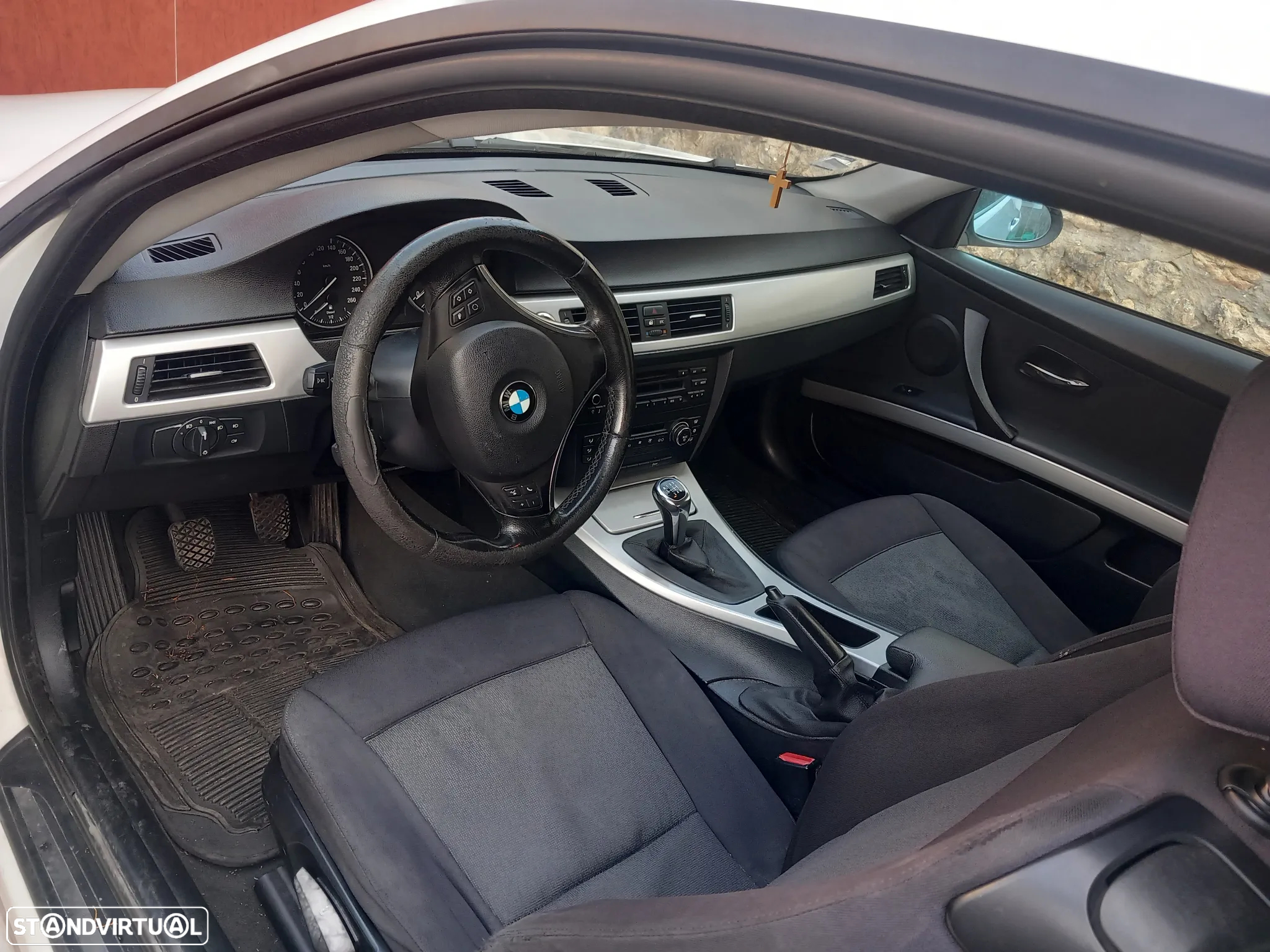 BMW 320 d Coupe - 10