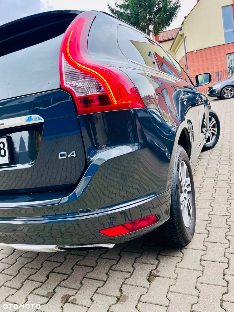 Volvo XC 60 D4 Momentum - 6