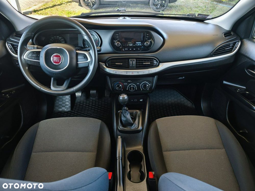 Fiat Tipo 1.4 16v Easy EU6d - 21