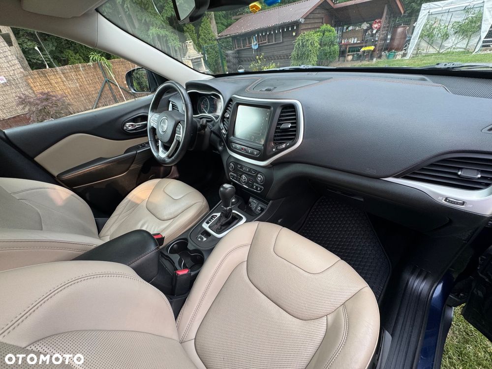 Jeep Cherokee 2.2 MJD Active Drive II Limited - 24