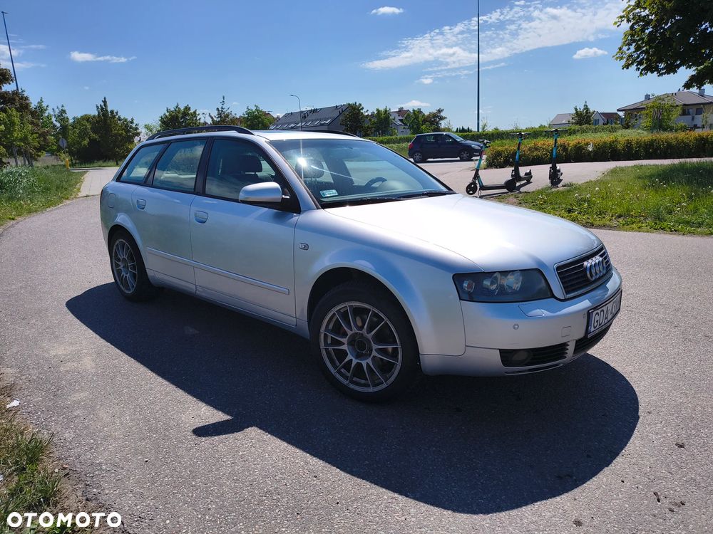 Audi A4 Avant ver-avant-1-8t - 1