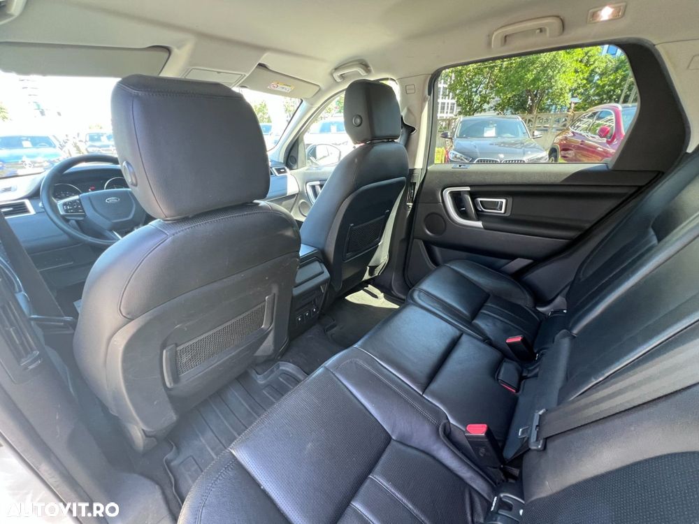 Land Rover Discovery Sport 2.0 D150 R-Dynamic MHEV - 27