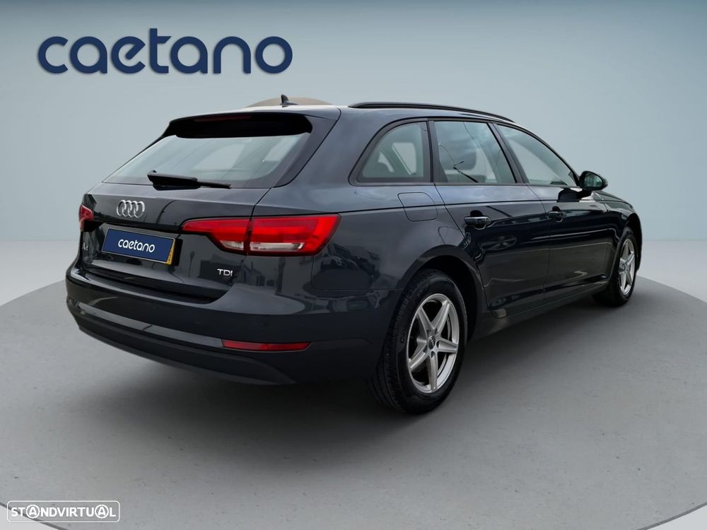 Audi A4 Avant 2.0 TDi Advance S tronic - 10