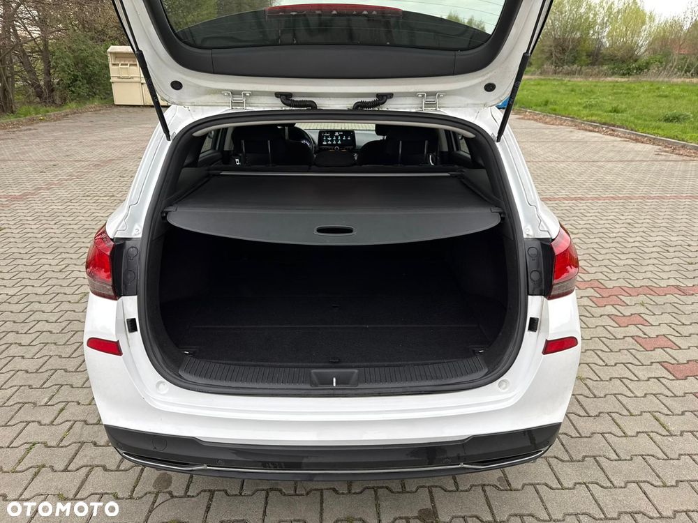 Hyundai i30 - 24
