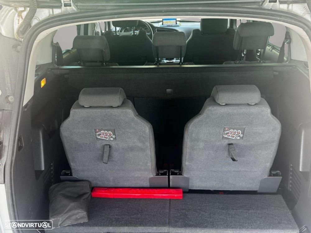 Peugeot 5008 1.6 HDi Active Pack Business - 19