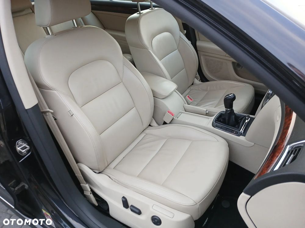 Skoda Superb 2.0 TDI Exclusive - 21