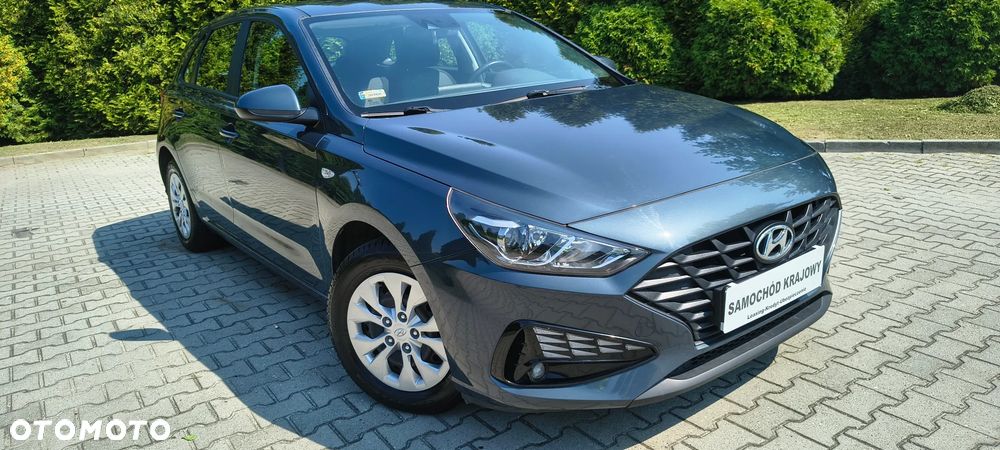 Hyundai i30 1.5 DPI Classic + - 5