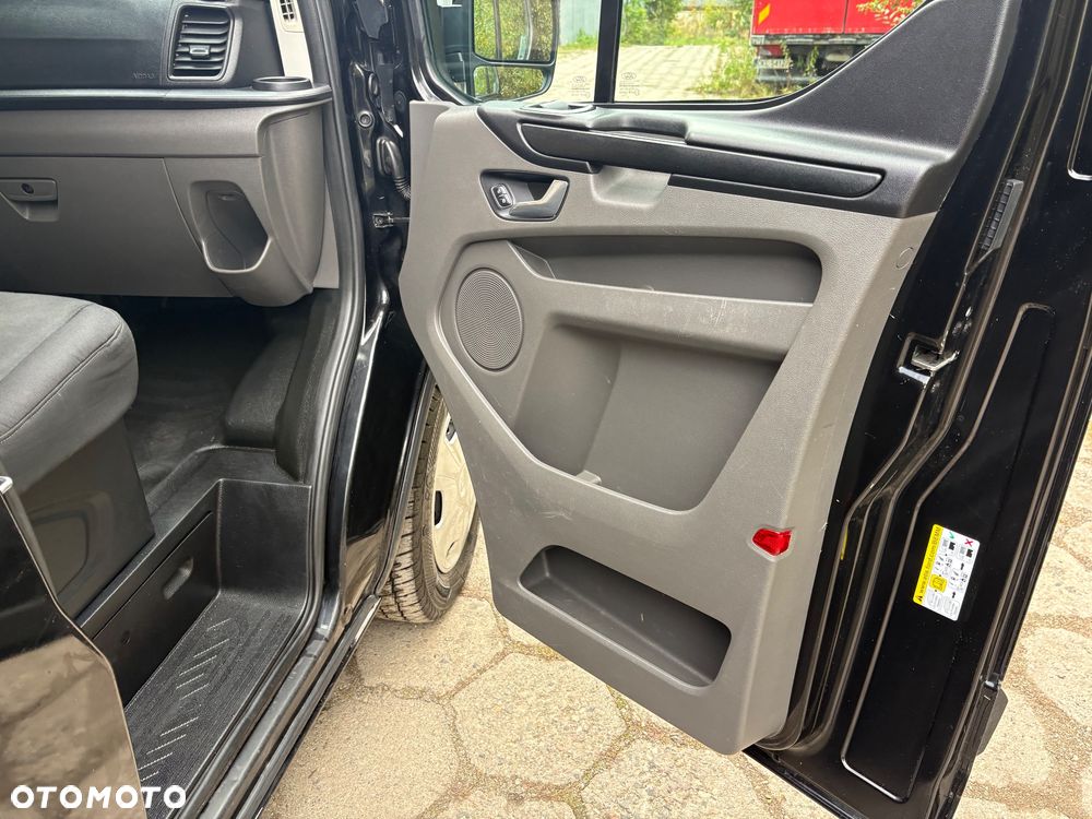 Ford Transit Custom 290 L2H1 Limited - 21