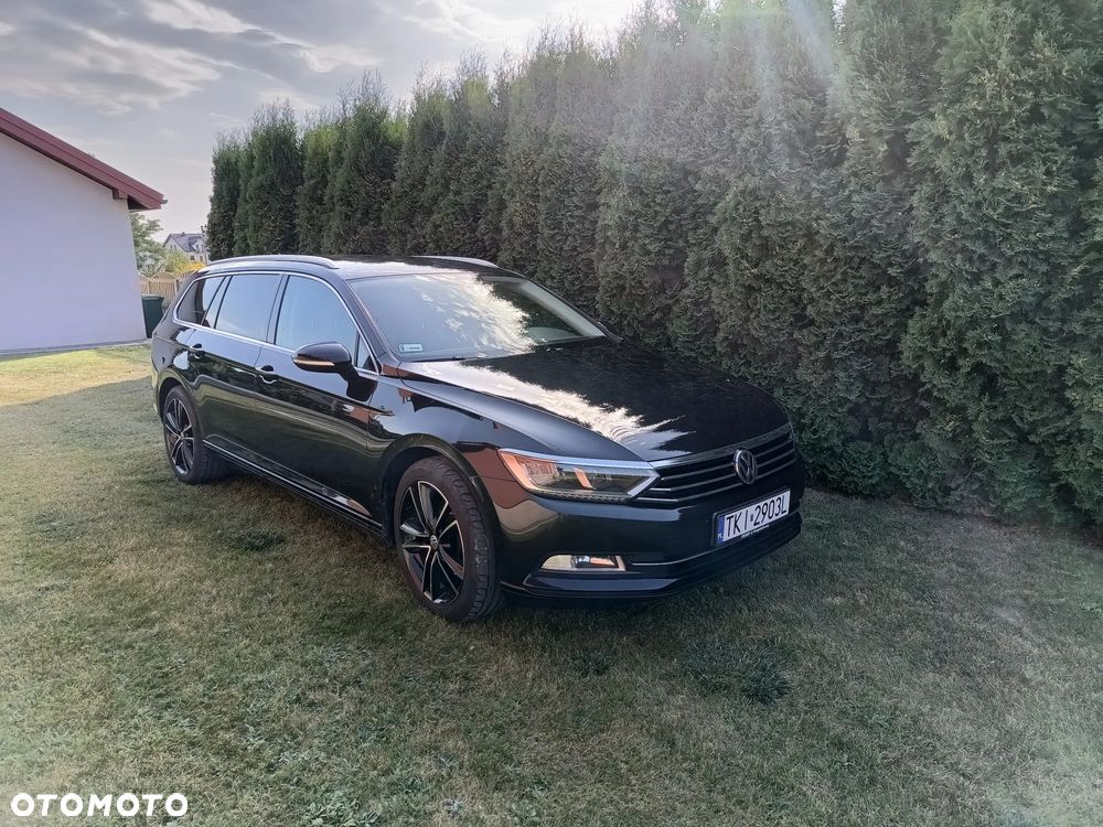 Volkswagen Passat 2.0 TDI SCR DSG Business - 1
