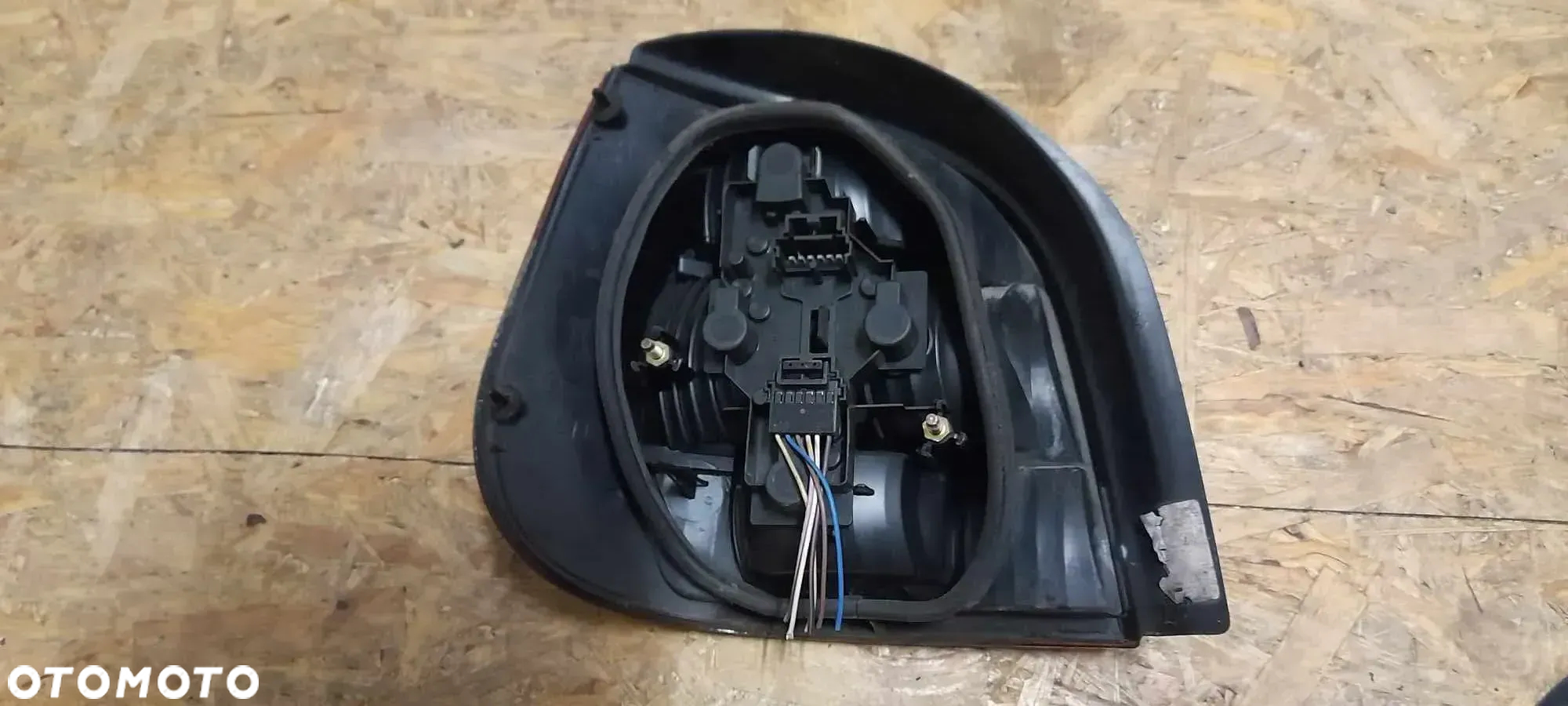 LAMPA PRAWA LEWA TYŁ RENAULT SCENIC 1 I - 3
