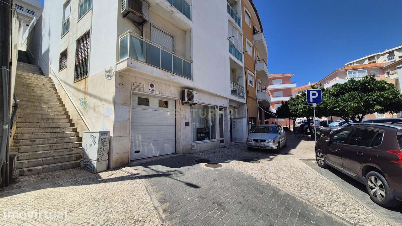 Loja com 93,4 m2 em Sesimbra a 1 minuto da praia - Grande imagem: 3/17