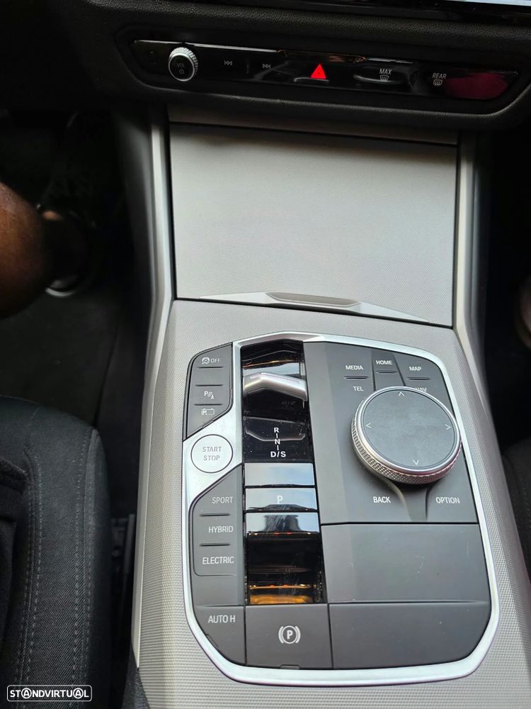 BMW 320 - 11
