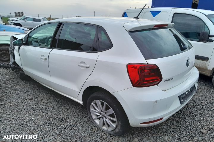 Fuzeta fata dreapta Volkswagen VW Polo 5 6R [2009 - 2015] Hatchback 5 - 3
