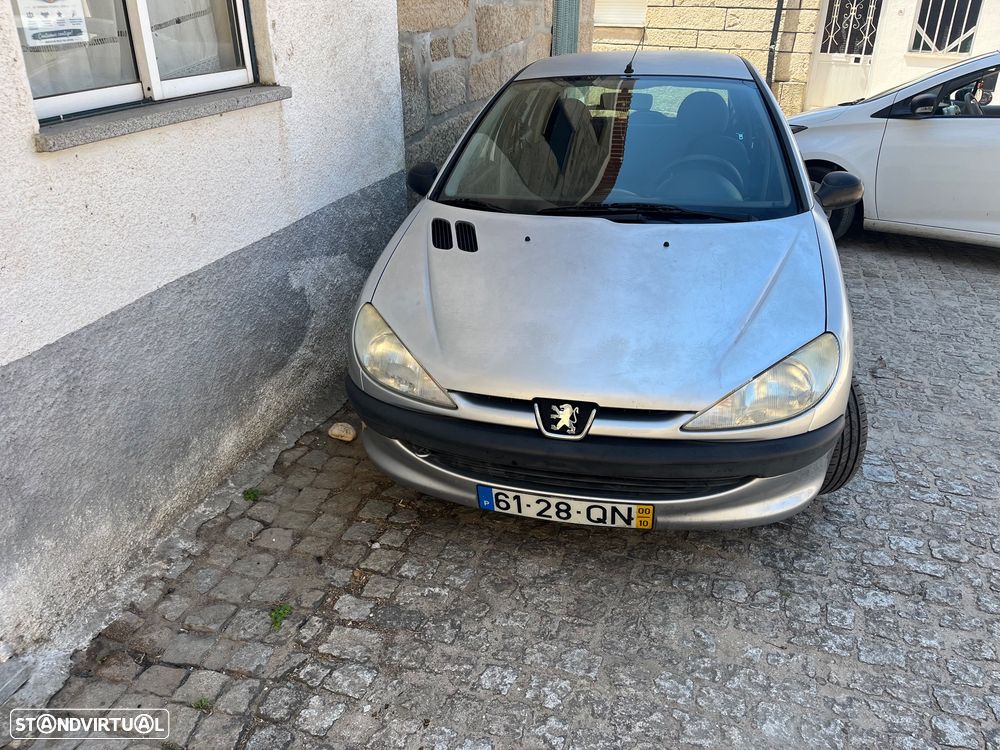 Peugeot 206 1.1 XR - 6