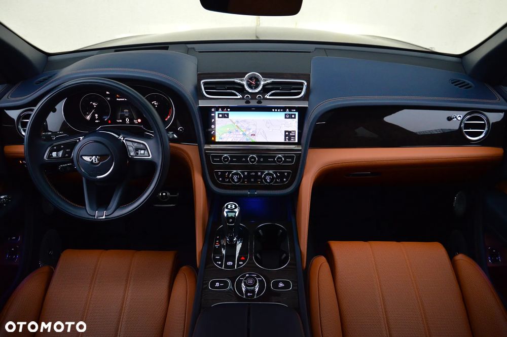 Bentley Bentayga V8 - 3