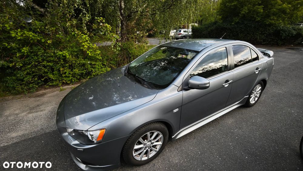 Mitsubishi Lancer 1.6 Inform - 3