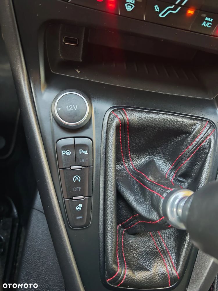 Ford Focus 1.5 EcoBoost ST-Line Red ASS - 29