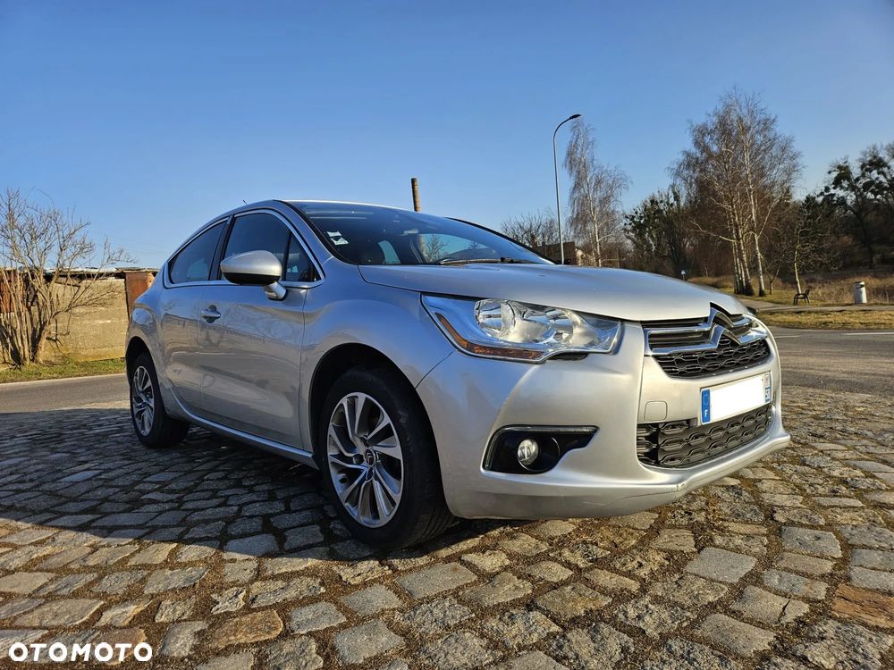 Citroën DS4 e-HDi 110 SoChic - 18