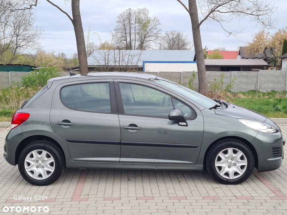 Peugeot 207 - 9