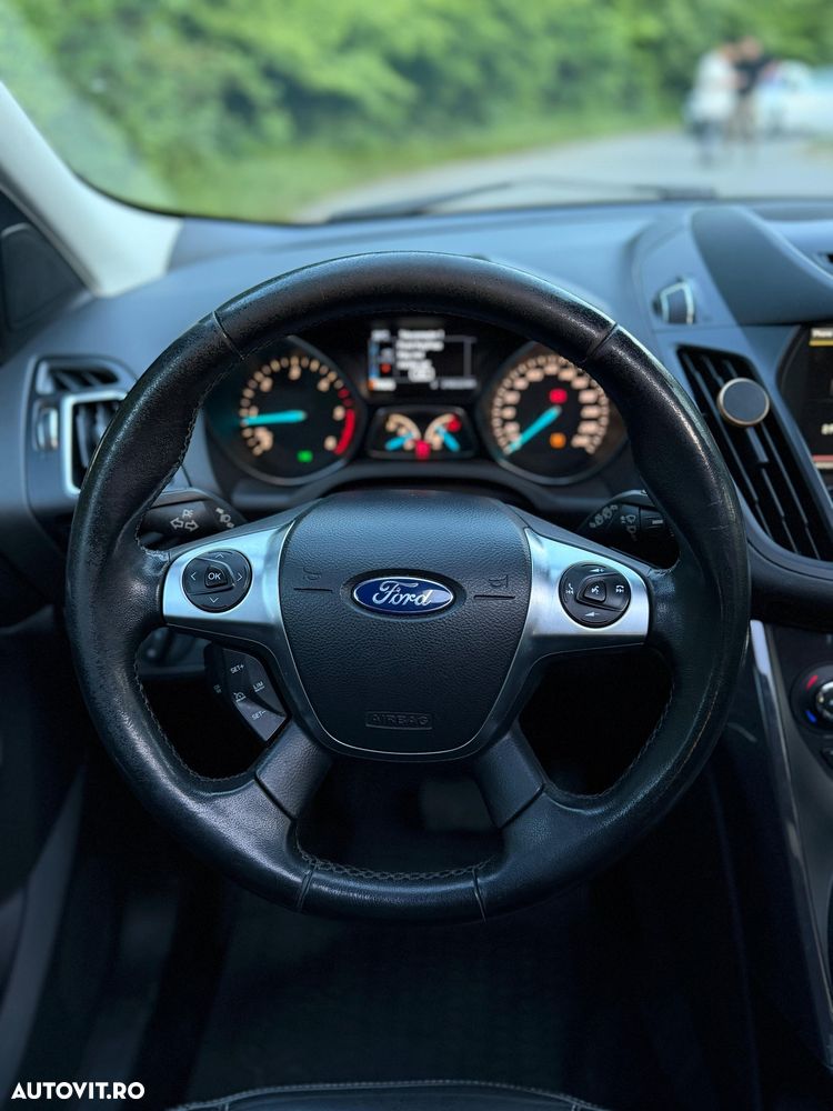 Ford Kuga 2.0 TDCi 4x4 Aut. Titanium - 13