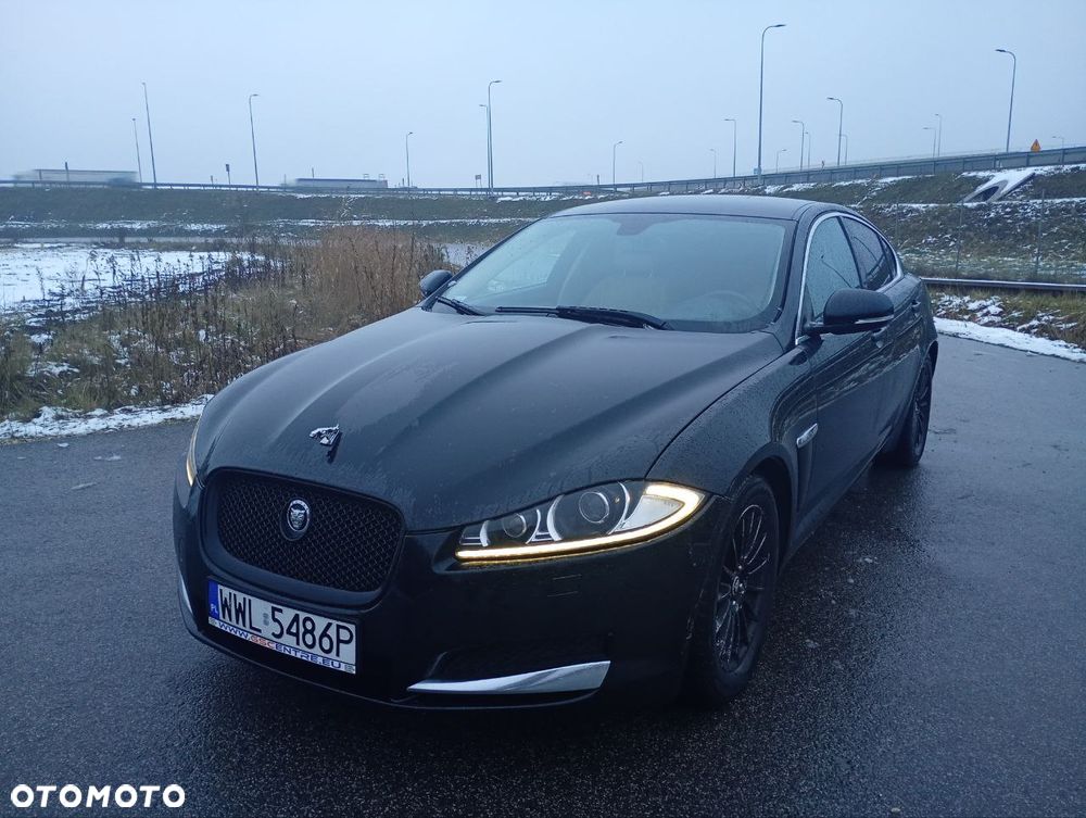 Jaguar XF 2.2 D - 1