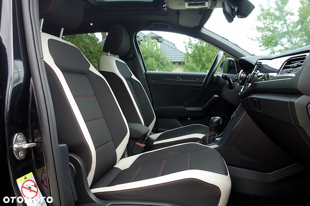 Volkswagen T-Roc 2.0 TDI SCR 4MOTION DSG R-Line - 12