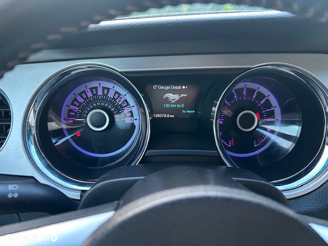 Ford Mustang 3.7 V6 Premium - 11