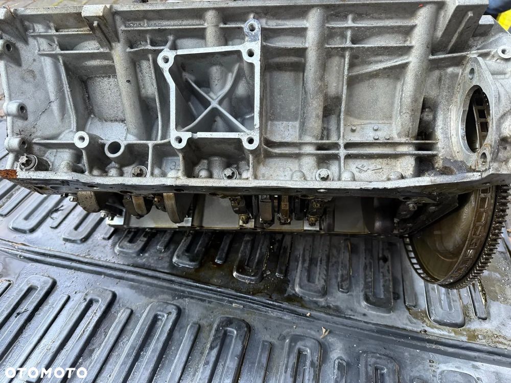 kompletny blok dol silnika wal tloki mercedes 4.7 biturbo a278 278922 - 6
