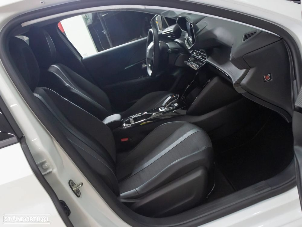 Peugeot e-208 50 kWh Allure - 12