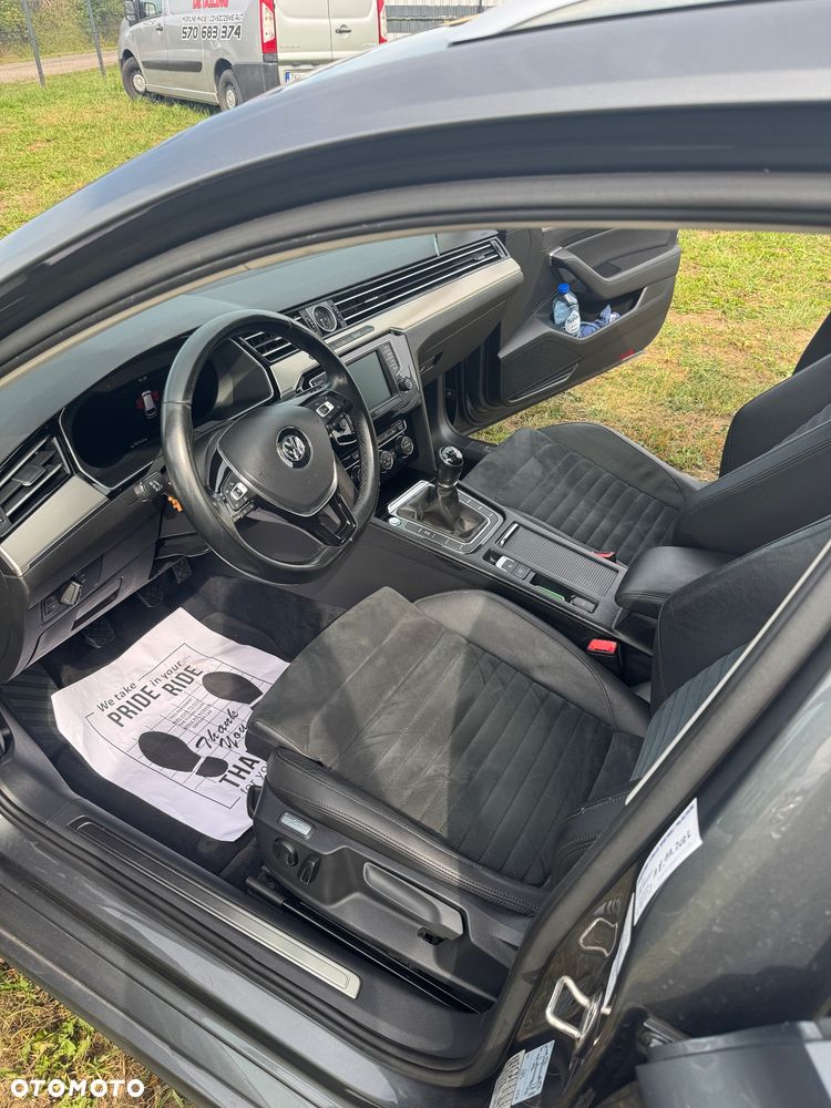 Volkswagen Passat 2.0 TDI BMT Highline - 10