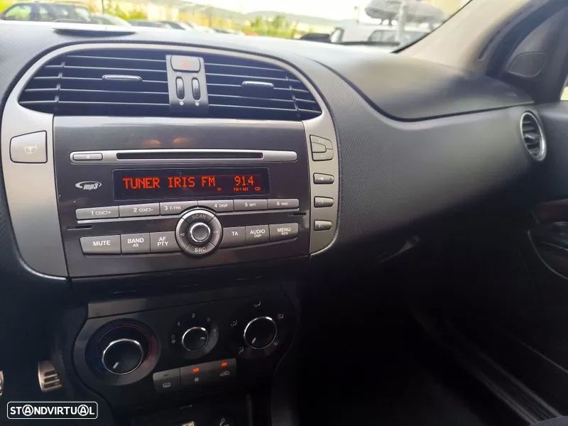 Fiat Bravo 1.6 M-Jet - 23