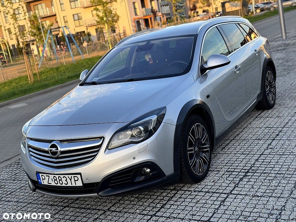 Opel Insignia 2.0 CDTI 4x4 Automatik Sport - 2