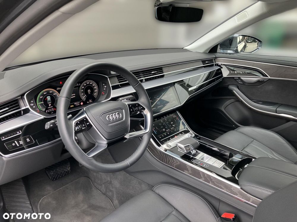 Audi A8 - 10