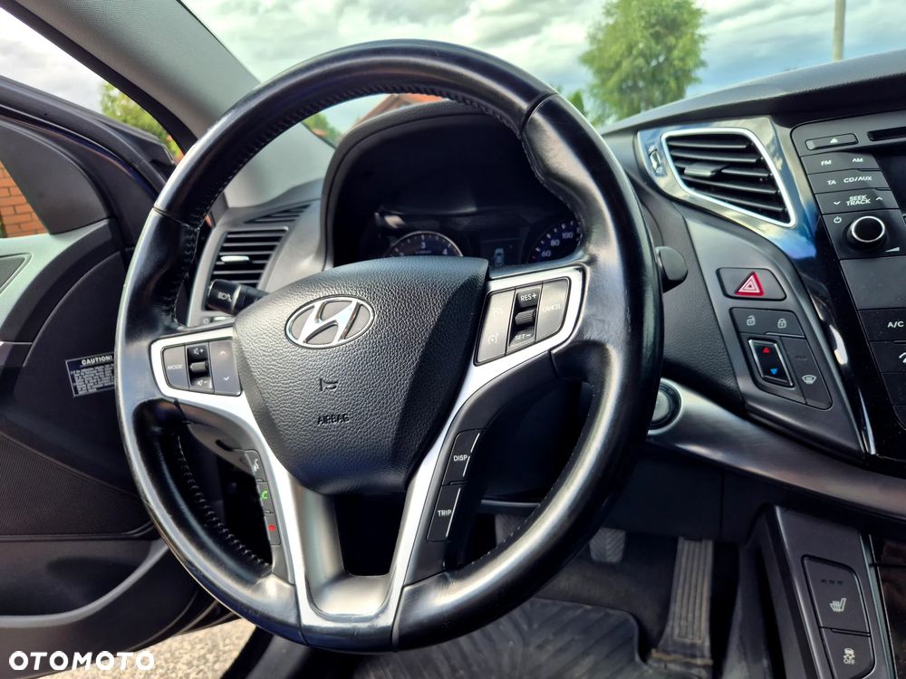Hyundai i40 1.7 CRDi Comfort + - 32