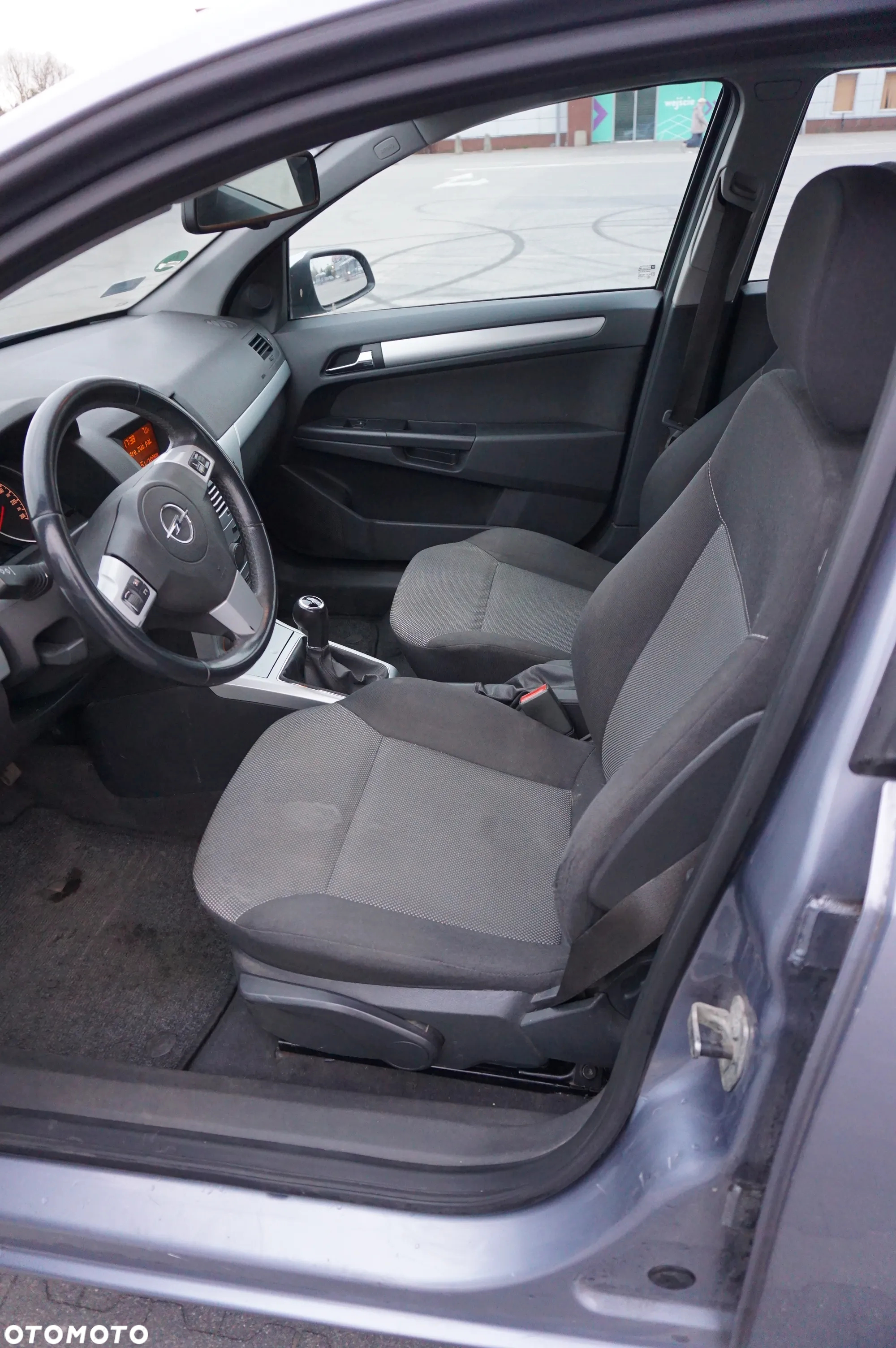 Opel Astra III 1.8 Essentia - 12