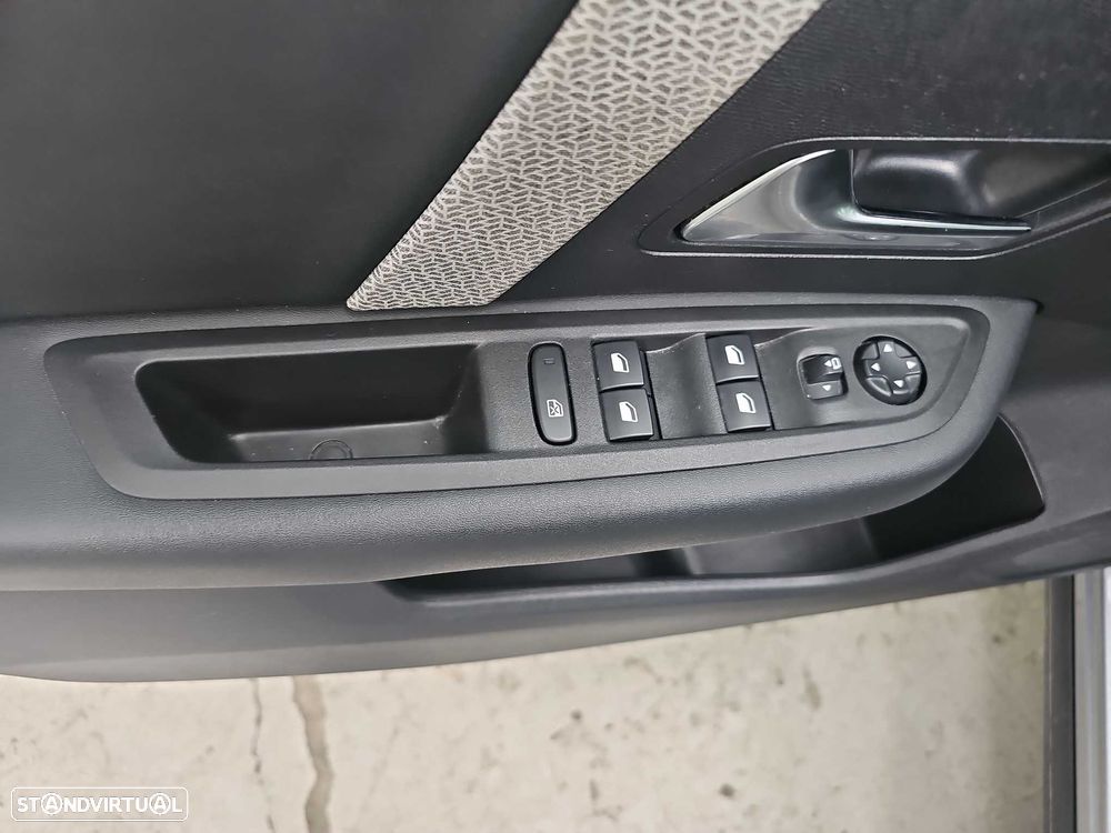 Citroën C4 1.2 PureTech Plus - 20