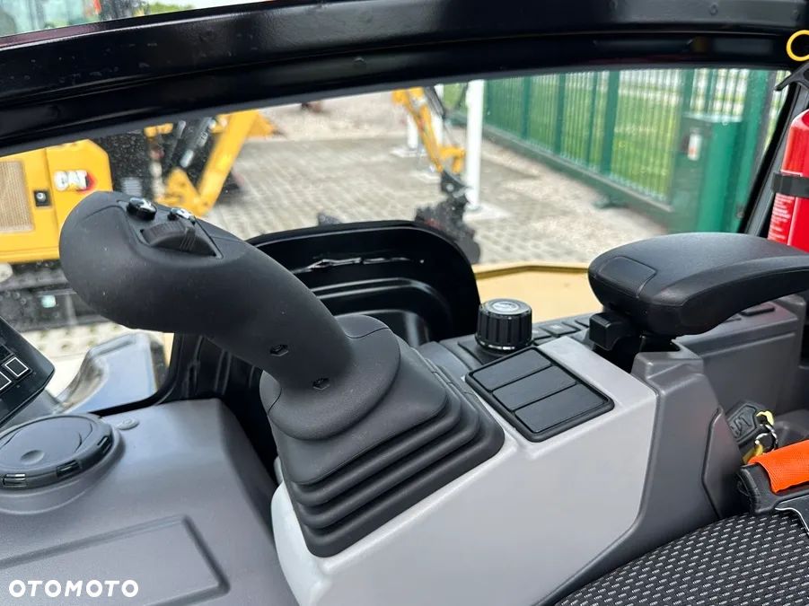 Caterpillar 302.7 CR FABRYCZNIE NOWA ! - 27