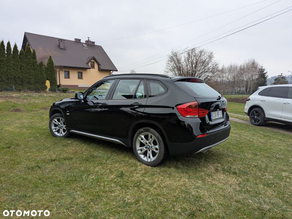 BMW X1 xDrive18d Sport Line - 6