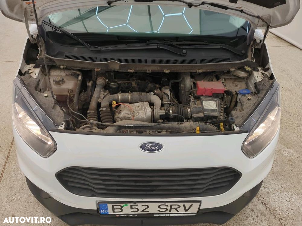 Ford Tourneo Courier - 3