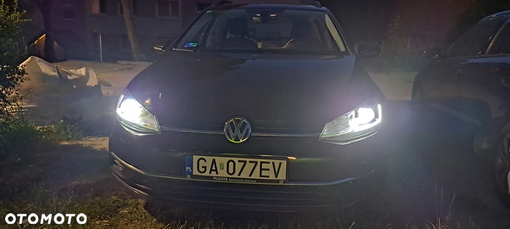 Volkswagen Golf 1.6 TDI BMT Comfortline - 23